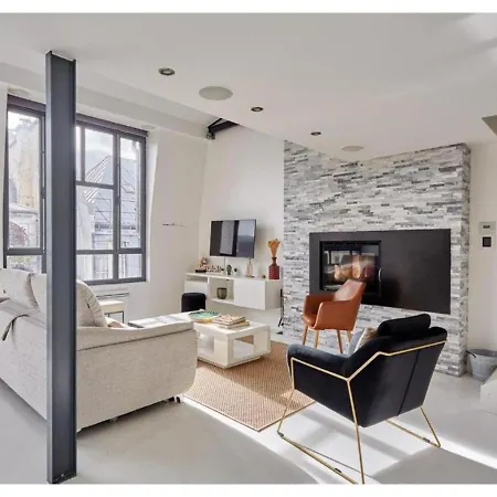 Duplex Center Of By Prestige