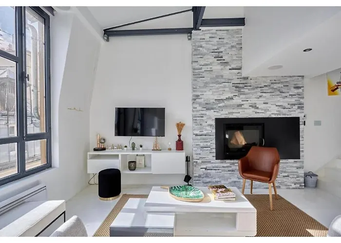 Appartement Duplex Center Of By Prestige Paris